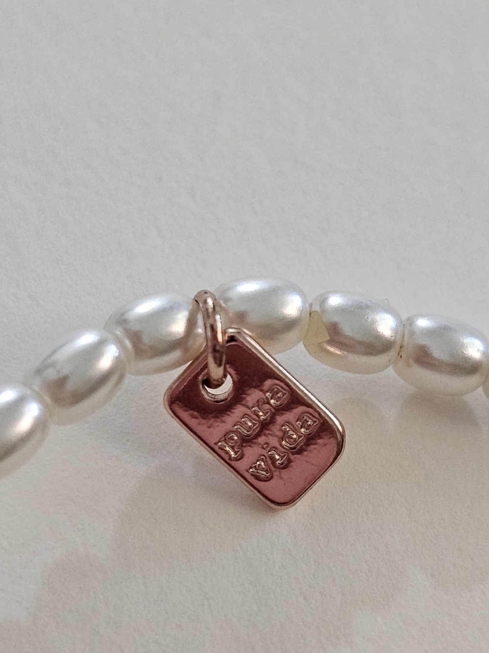 Pura Vida White Pearl Bracelet with Rose Gold Tag